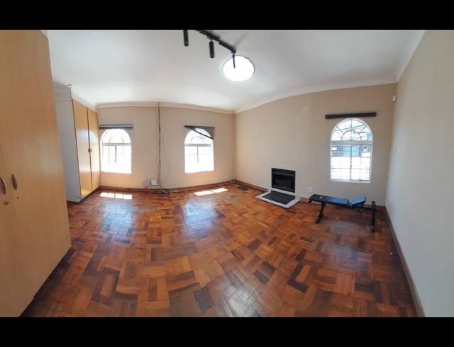 Office property to rent in PARKHURST
